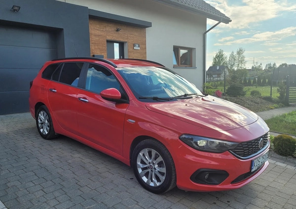 Fiat Tipo cena 55900 przebieg: 51000, rok produkcji 2020 z Dobra małe 106
